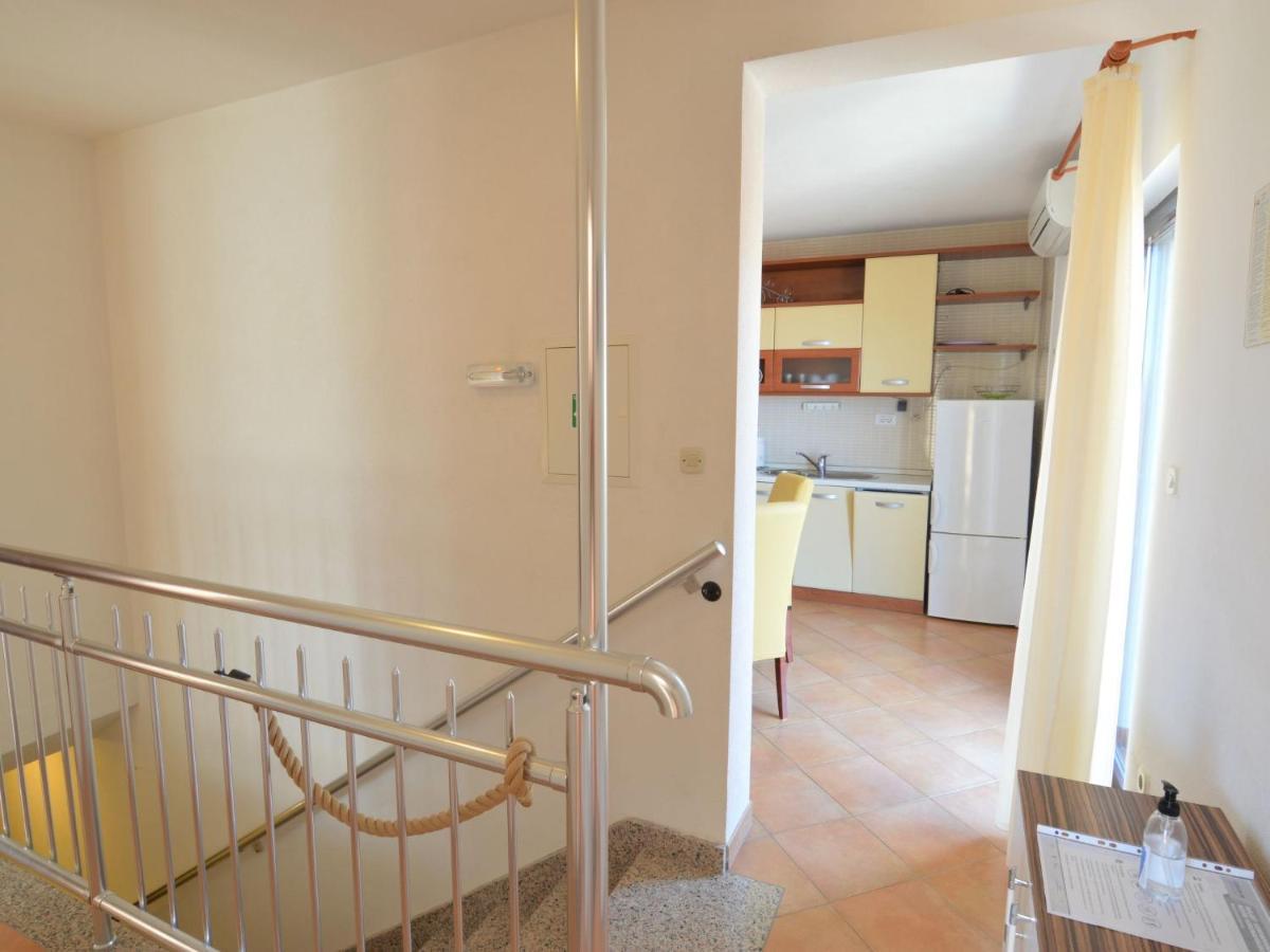 Apartment Viktor-2 Trogir Buitenkant foto